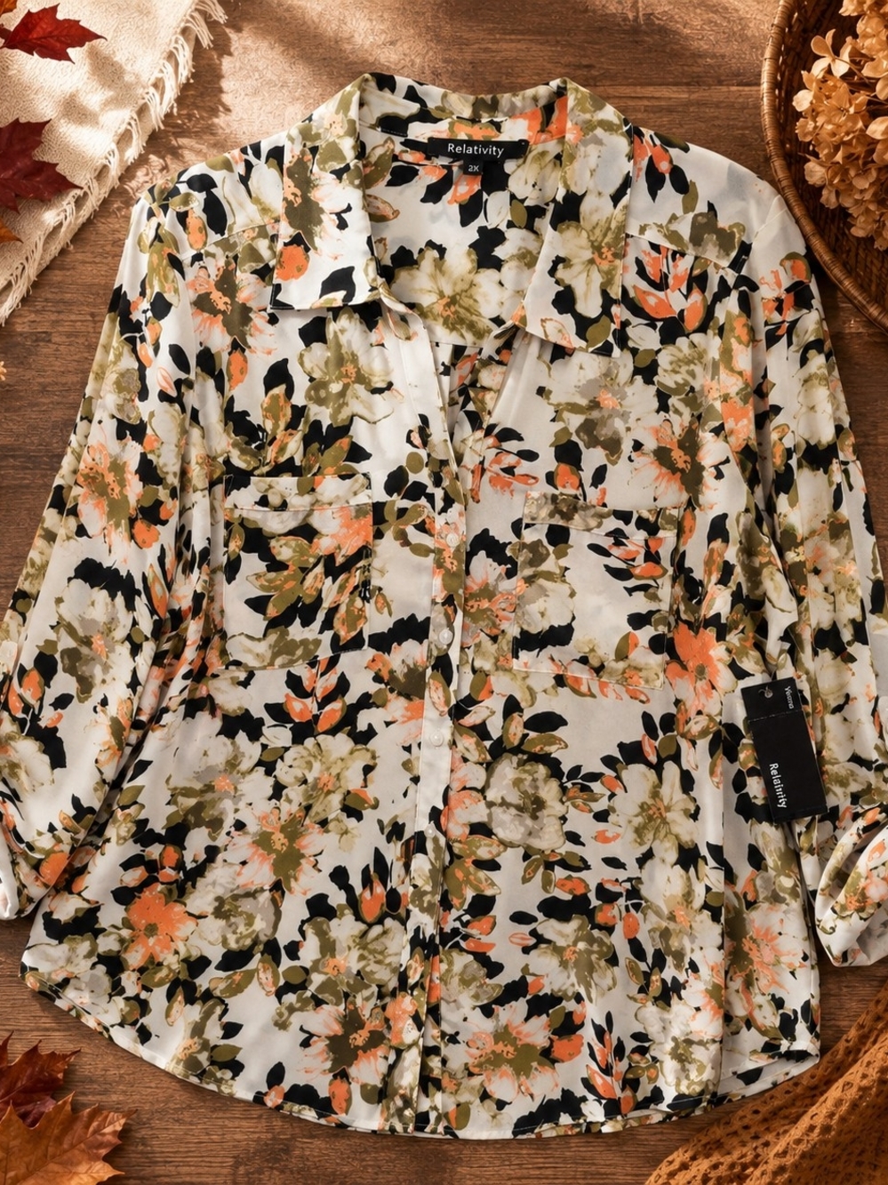 NWT Relativity Woman Floral Button Down Roll Tab Blouse 2X